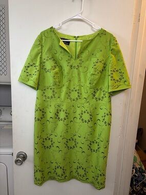 Lourdes Chavez Cotton Green Shift Dress Short Sleeve Size 12 Embroidered Eyelet
